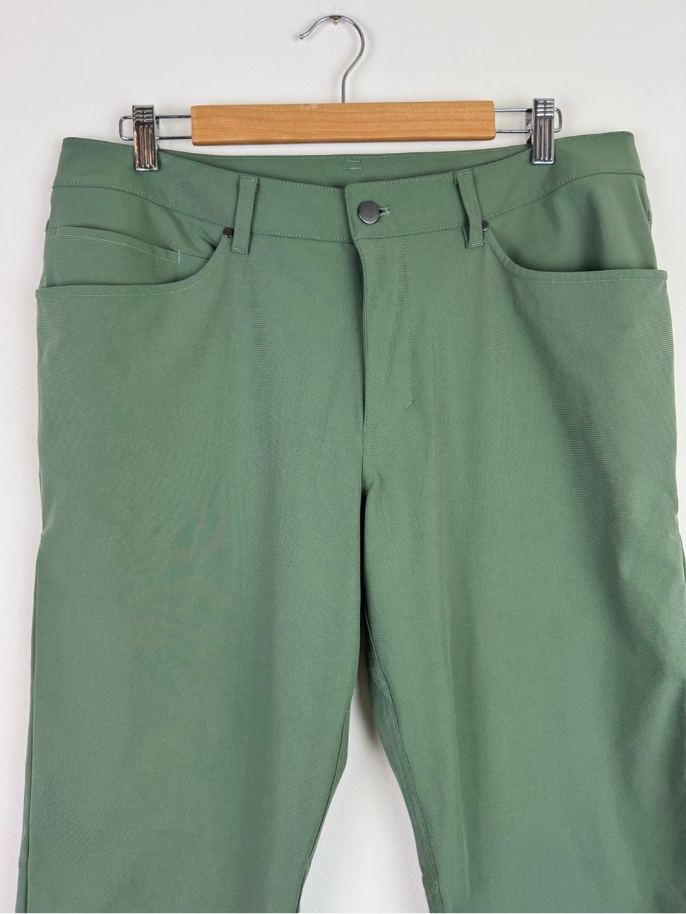 Lululemon ABC Pant Classic 30" Warpstreme - Picture 4 of 10